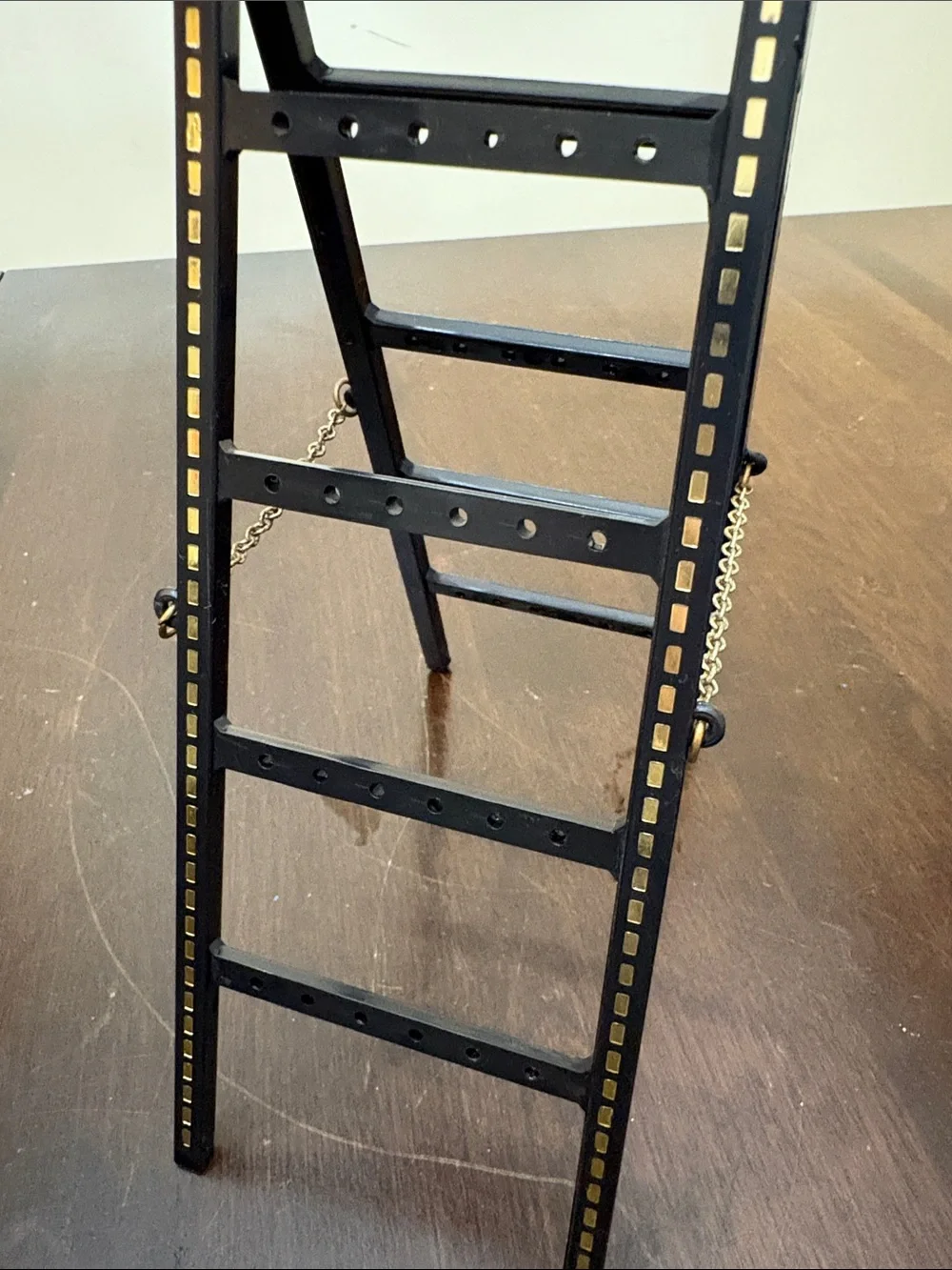 Kitty Cat on Mini Ladder Earring Holder Display